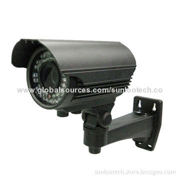 Camera, surveillance, IP66 effio-e 700TVL with OSD